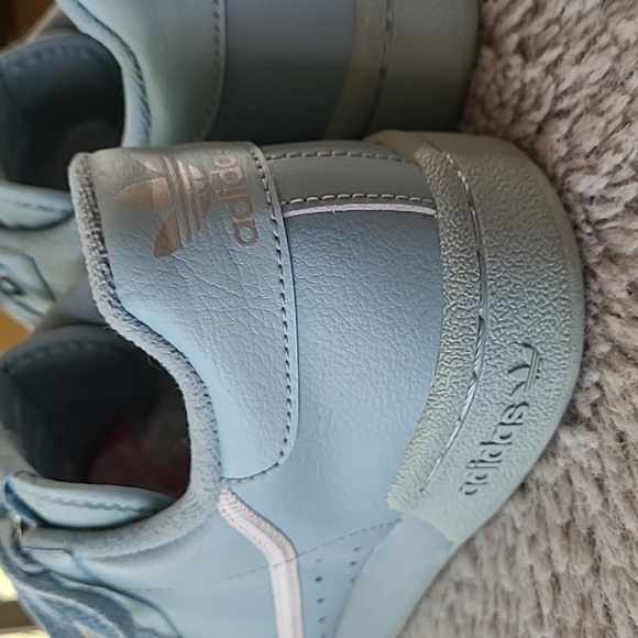 Adidas Men's Leather Sneakers ❤️ - Picture 5 of 9